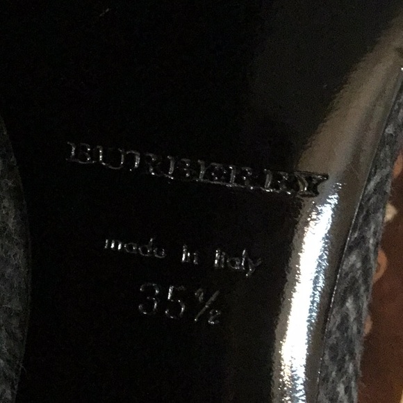 Burberry Herringbone Tweed Leather Silver Buckle Black/White Authentic Heels - Picture 9 of 12